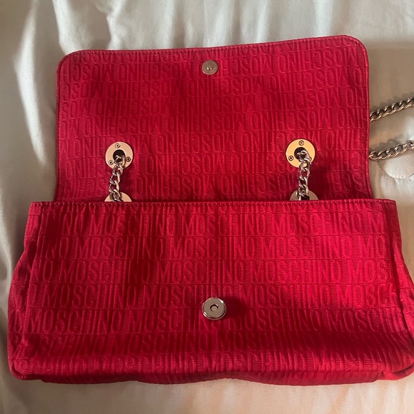 ♥️ MOSCHINO Red Flap Fabric Signature Chain Shoulder Crossbody Bag Purse NWOT - Picture 11 of 14